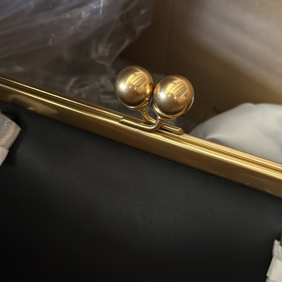 Sold! Coach NEW Black Leather kisslock Clutch Bag NWT - Picture 11 of 12